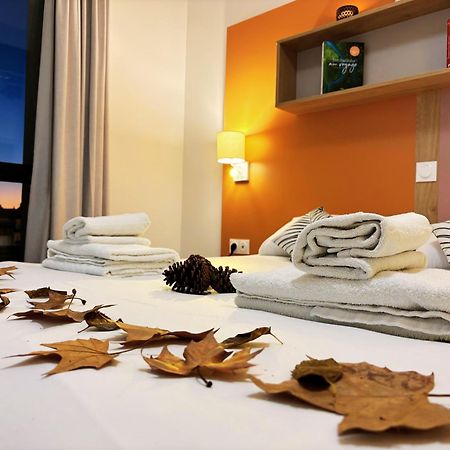 Apparthotel Privilodges Тулон Екстериор снимка