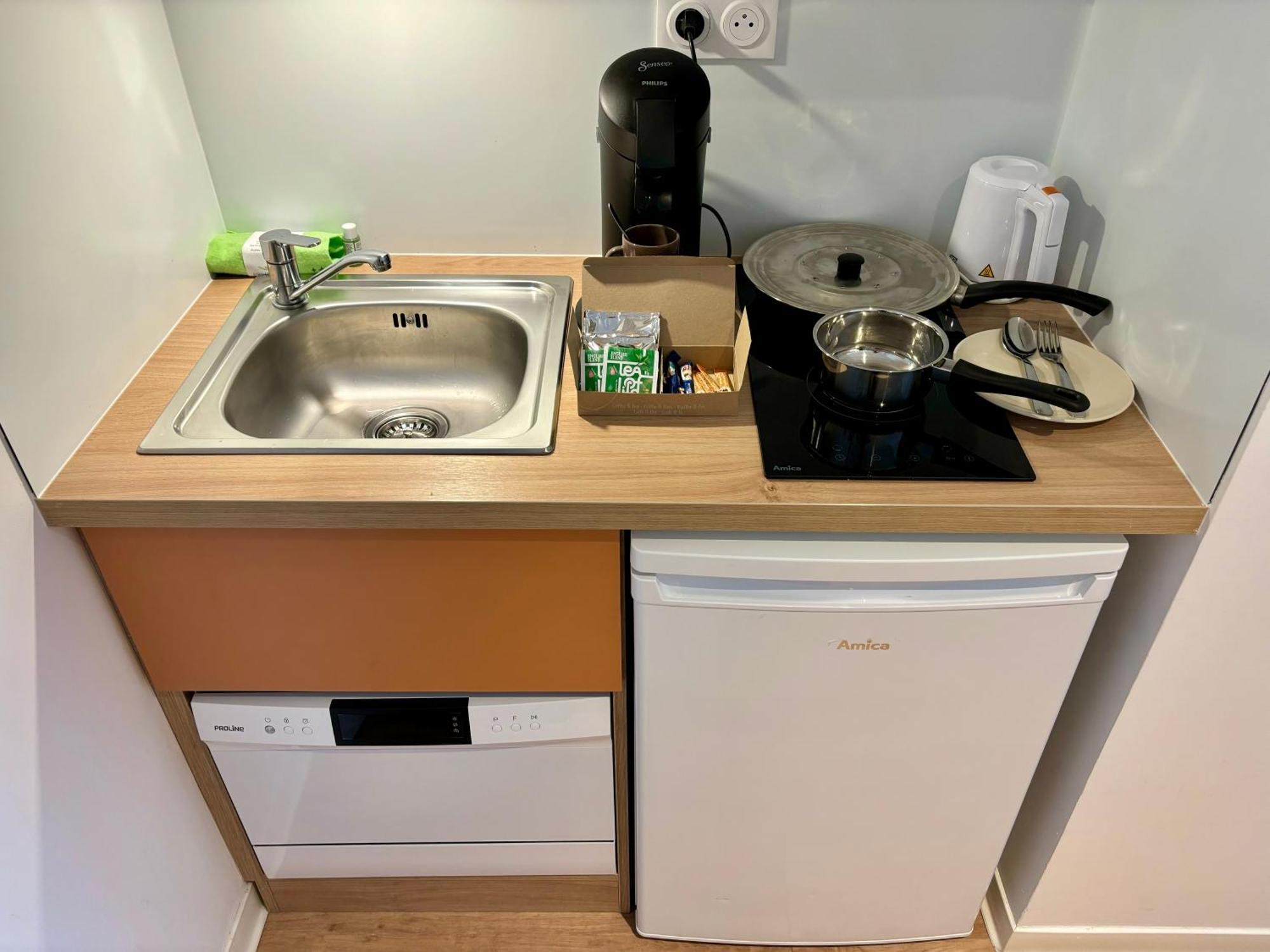 Apparthotel Privilodges Тулон Екстериор снимка
