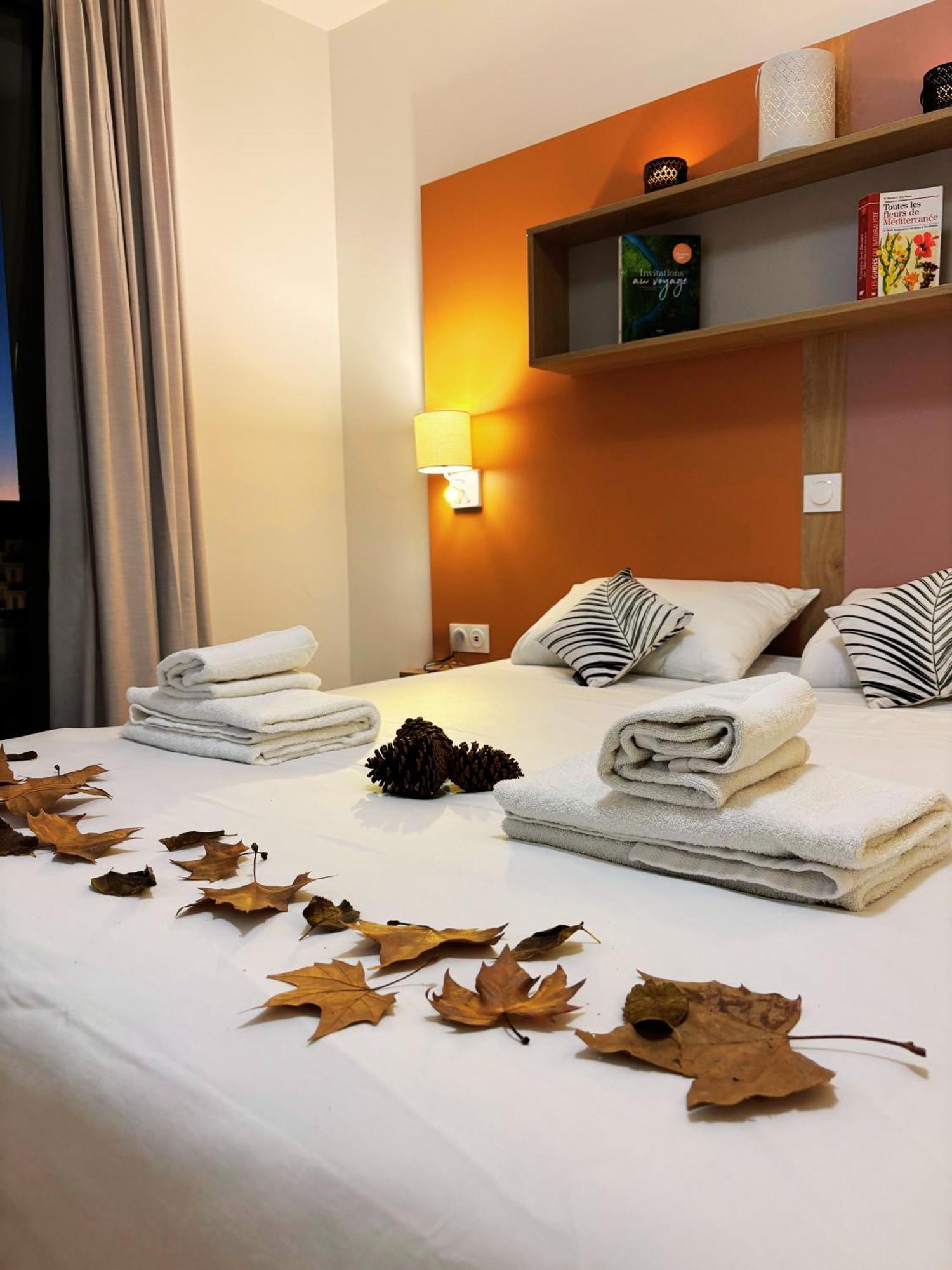 Apparthotel Privilodges Тулон Екстериор снимка